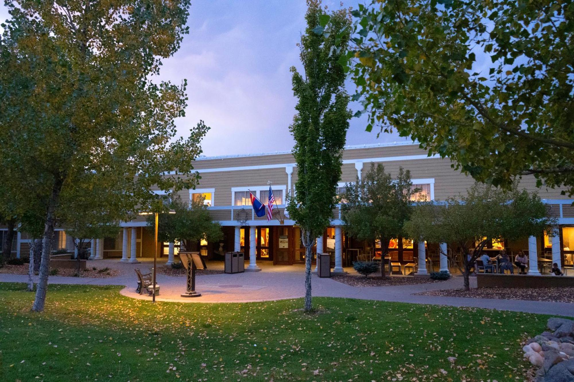 Grand Canyon Railway Hotel Williams Exterior photo